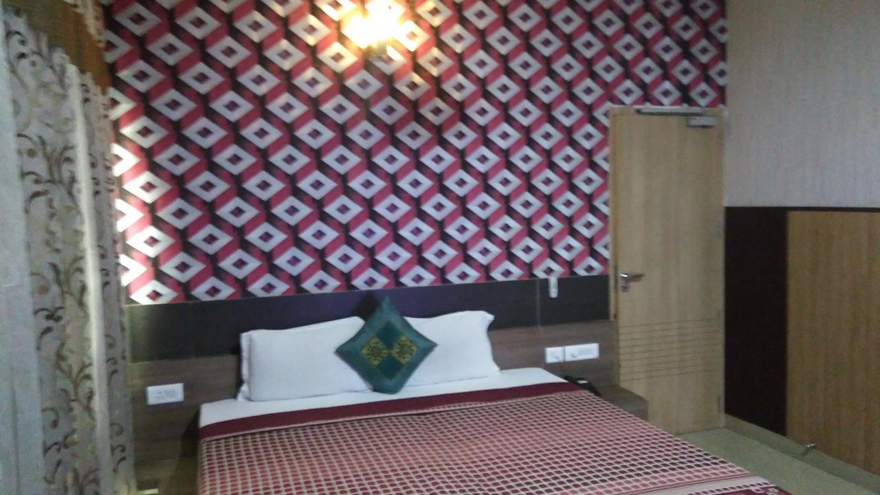 Hotel Desire Hisār Eksteriør billede