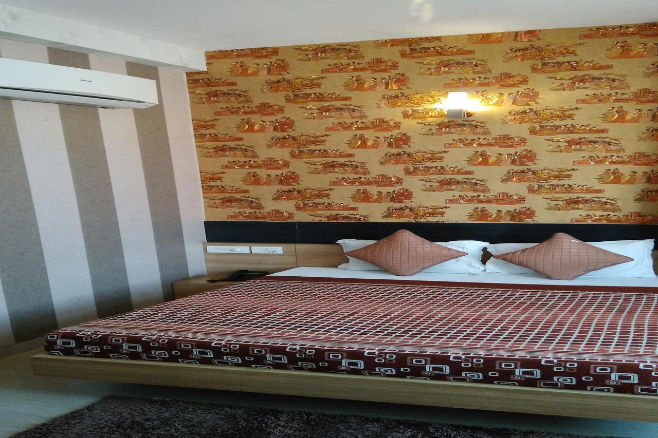 Hotel Desire Hisār Eksteriør billede